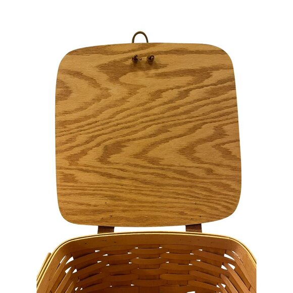 Vintage 2000 Longaberger Picnic Basket Used with Riser - Picture 13 of 16